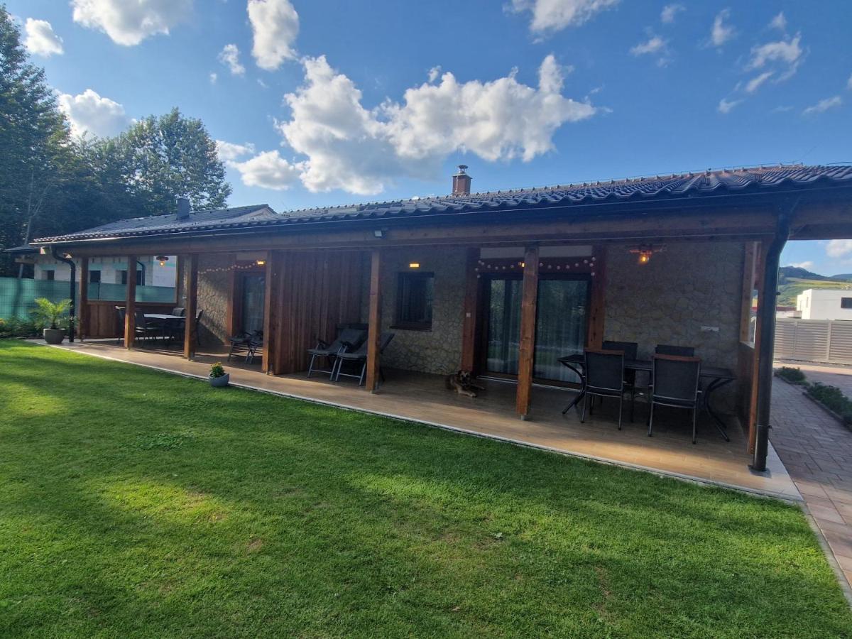 Villa Garden Bešeňová Eksteriør bilde
