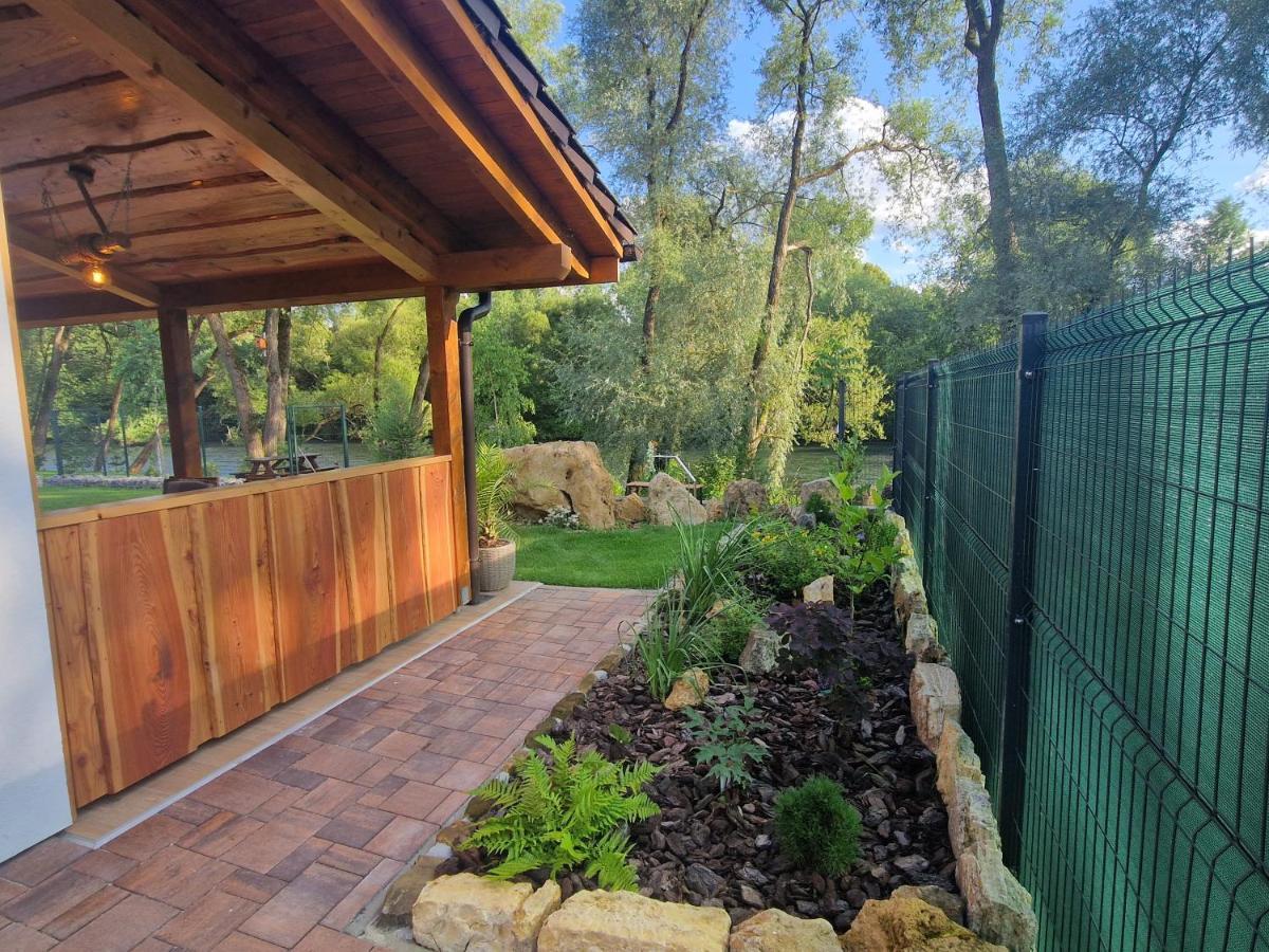 Villa Garden Bešeňová Eksteriør bilde