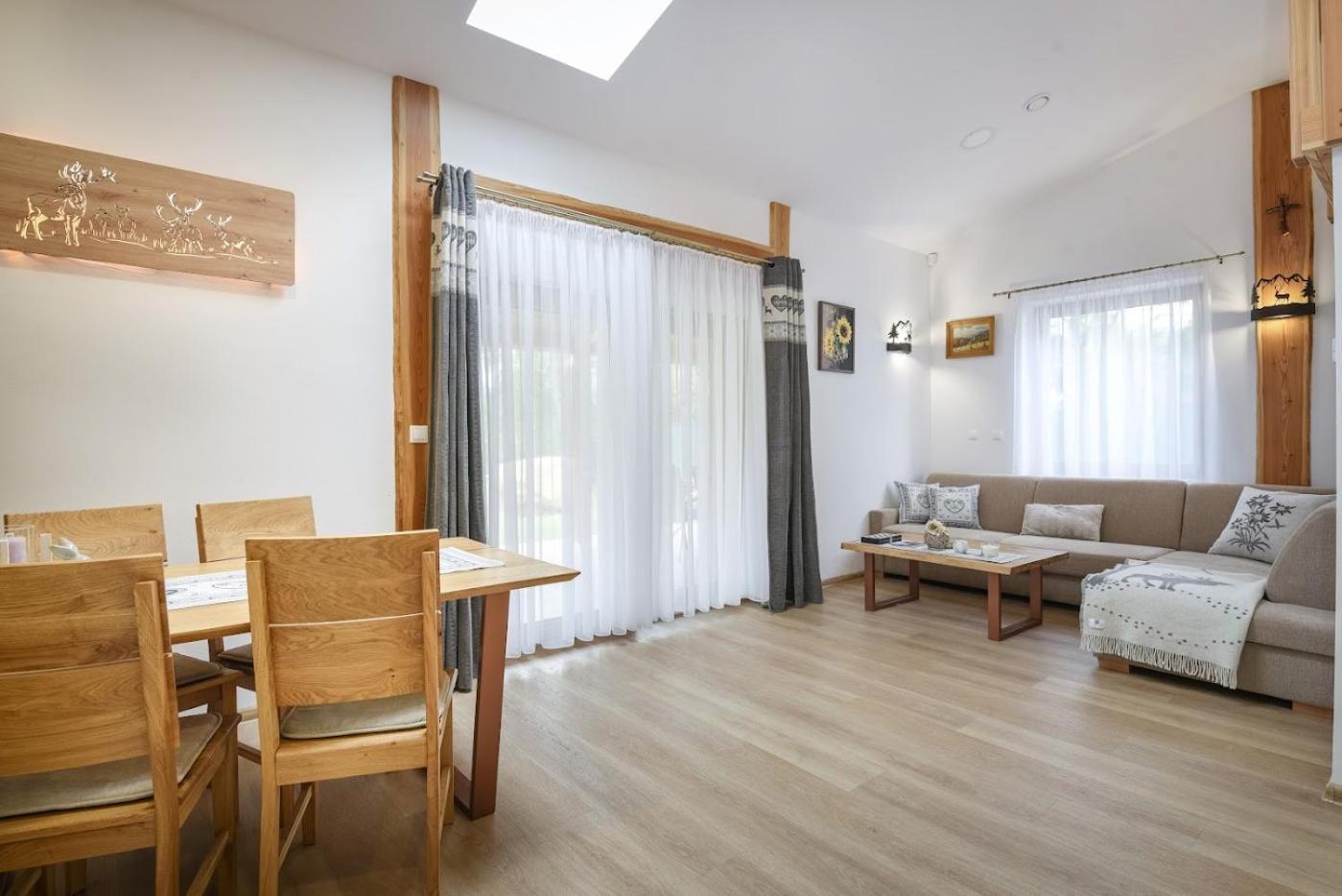 Villa Garden Bešeňová Eksteriør bilde